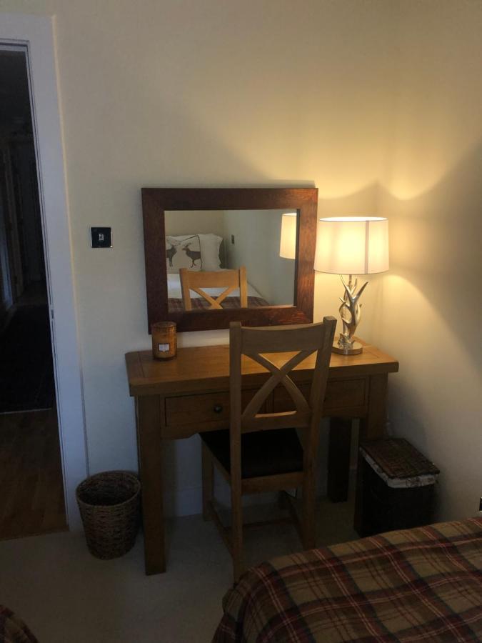 Loch Ness Moat House Apartments حصن أوغسطس المظهر الخارجي الصورة