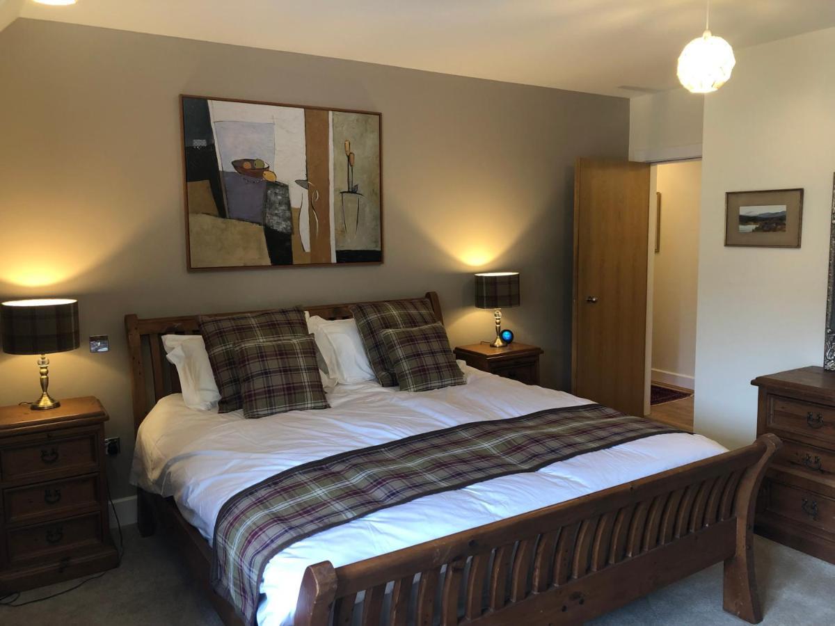 Loch Ness Moat House Apartments حصن أوغسطس المظهر الخارجي الصورة
