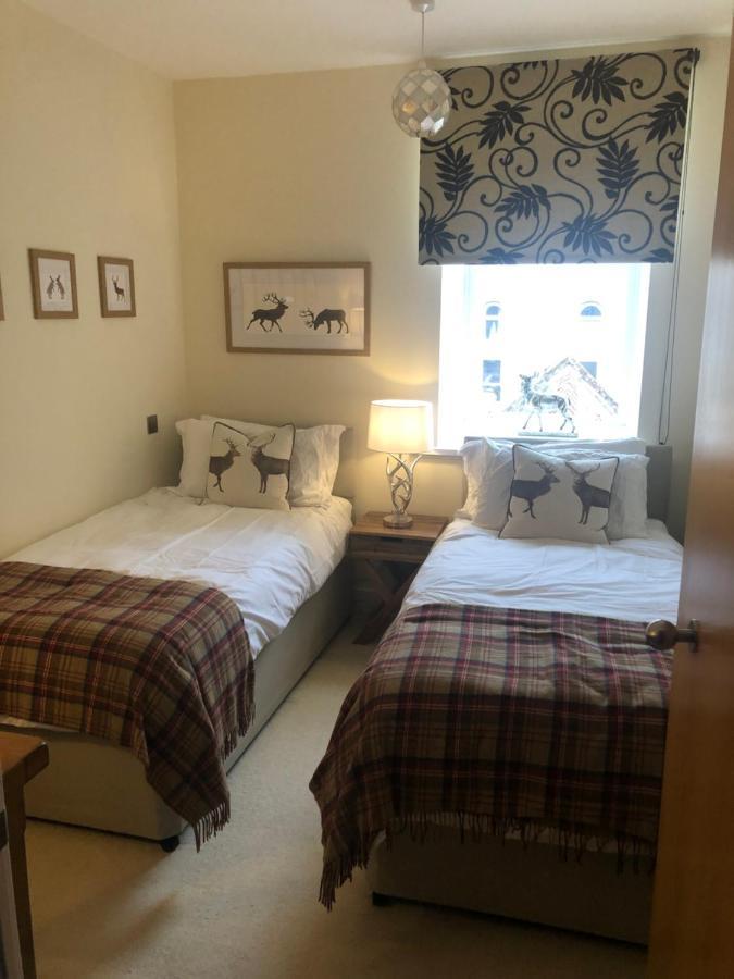 Loch Ness Moat House Apartments حصن أوغسطس المظهر الخارجي الصورة