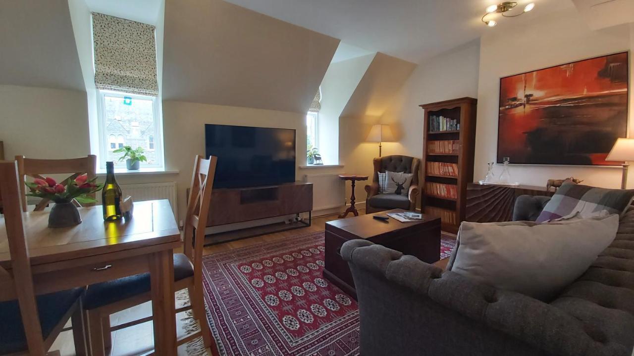 Loch Ness Moat House Apartments حصن أوغسطس المظهر الخارجي الصورة