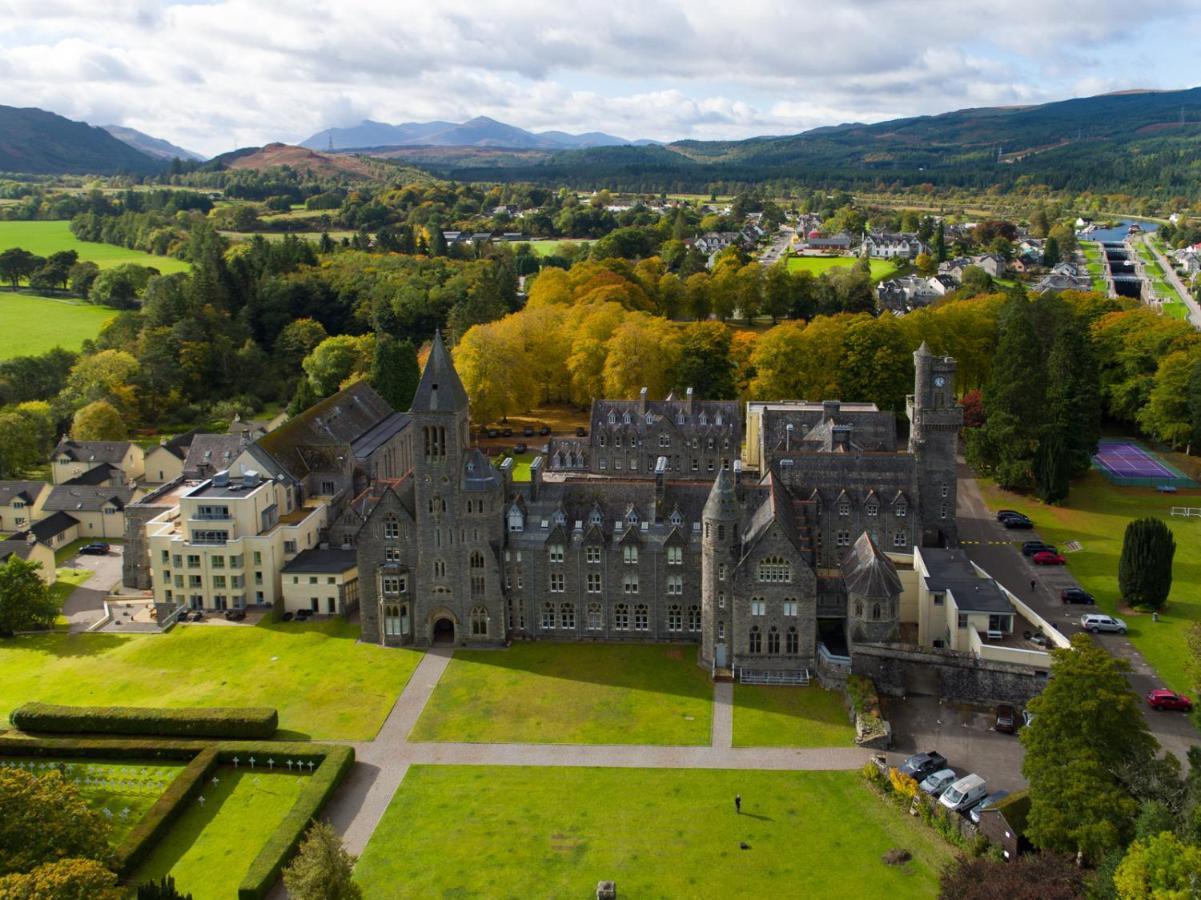 Loch Ness Moat House Apartments حصن أوغسطس المظهر الخارجي الصورة